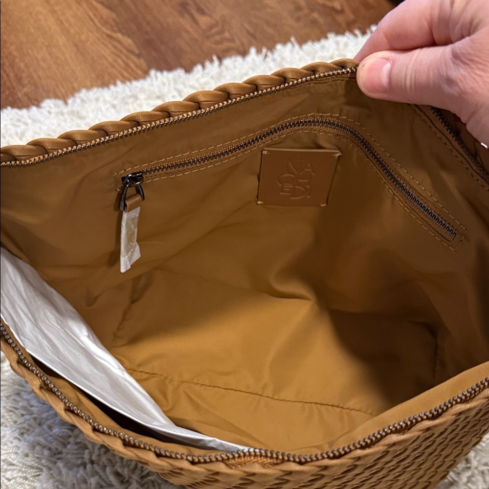 NWT Naghedi Portofino Tan Woven Cosmetic Bag - Picture 5 of 7